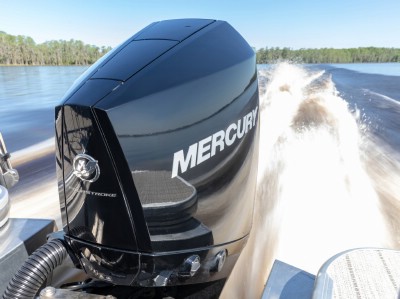 Мотор Mercury 150 HP Fourstroke